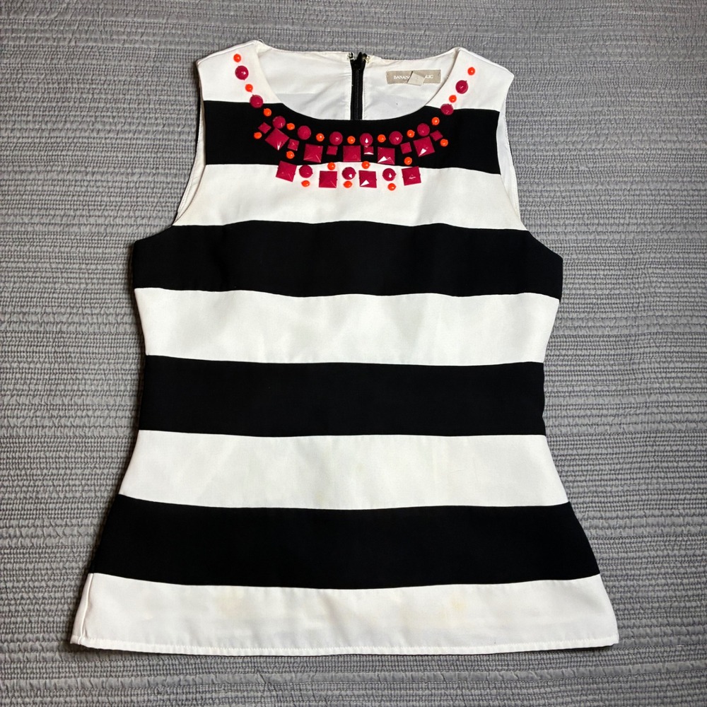 Banana Republic Beaded Neckline Stripe Sleeveless Top Black White Size 4 Zip
